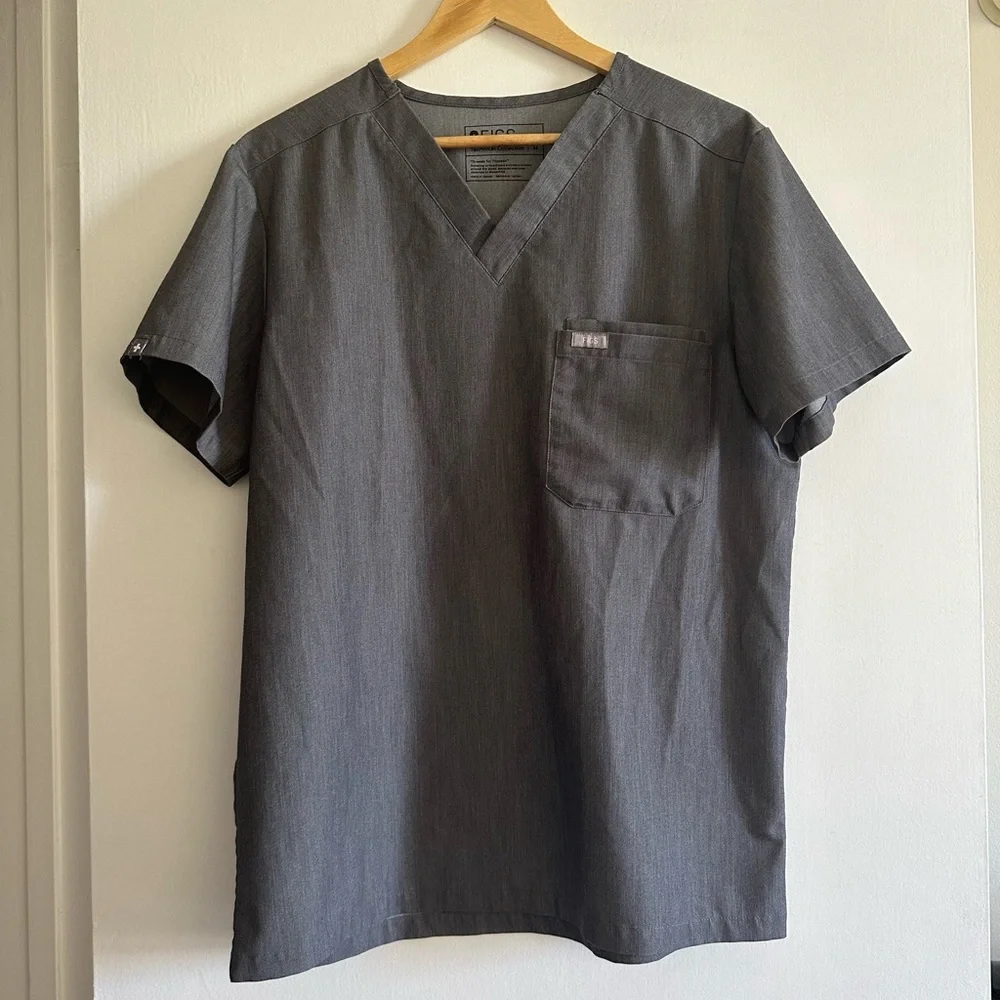 Figs Technical Collection Gray V-Neck Pocket Tee Scrub Top Size Medium EUC - Picture 1 of 5
